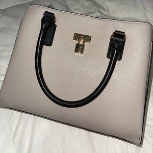 Brand new guess purse